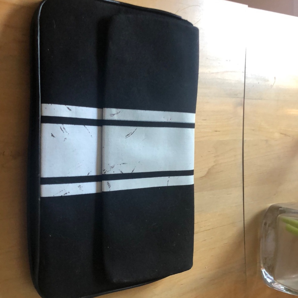 Clutch purse